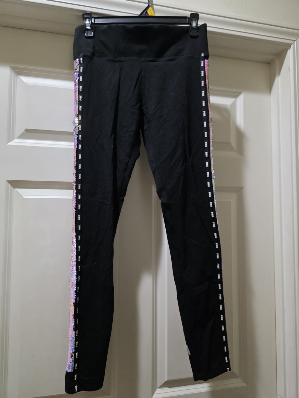 Victoria's Secret PINK Black Yoga Leggings - Picture 3 of 6